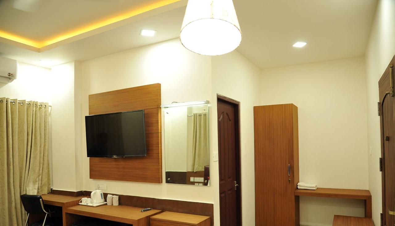 Hotel Soorya Castle Wayanad Luaran gambar