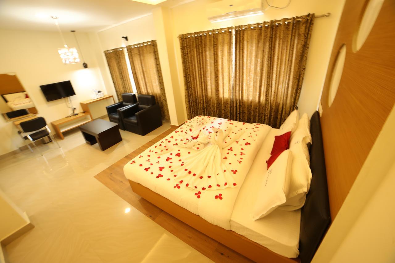 Hotel Soorya Castle Wayanad Luaran gambar
